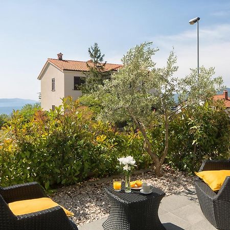 Lemechi Casa Girasole Apartments Rabac Esterno foto